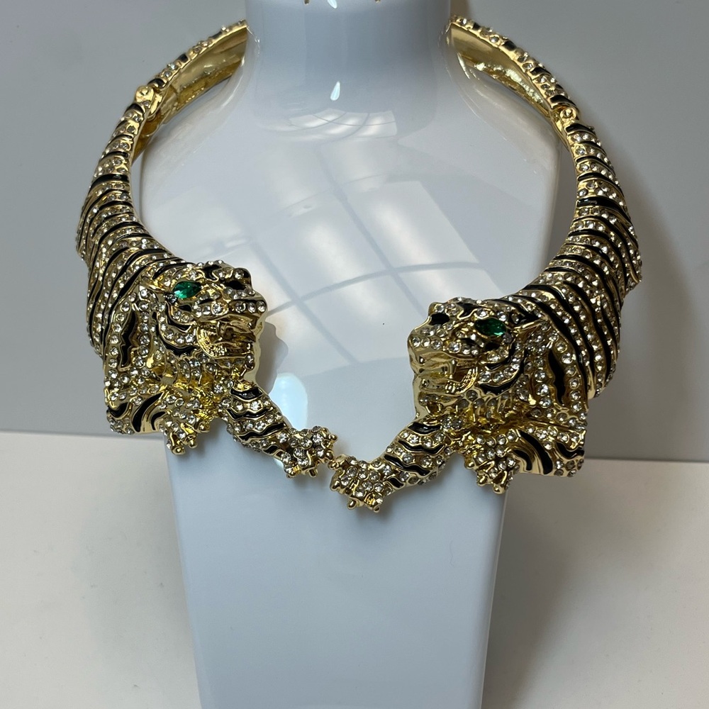 NWT ⚜️🖤⚜️ NATASHA GREEN EYED TIGERS AND LEOPARD SET NECKLACE ANX BRACELET - Picture 9 of 17